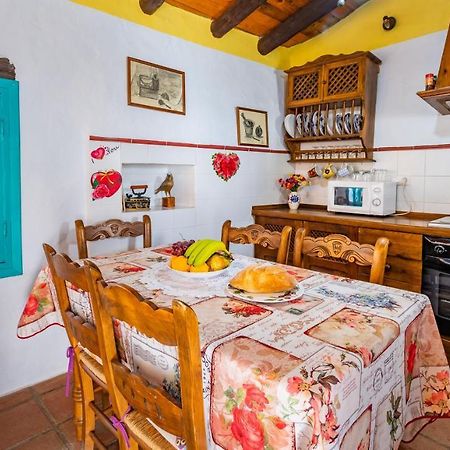 Casa Rosa, Con Encanto Y Piscina Climatizada Frigiliana Bagian luar foto