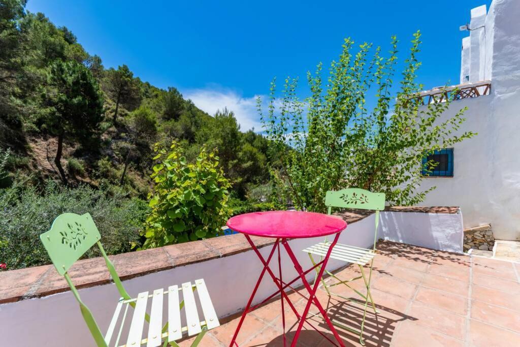 Casa Rosa, Con Encanto Y Piscina Climatizada Frigiliana Bagian luar foto