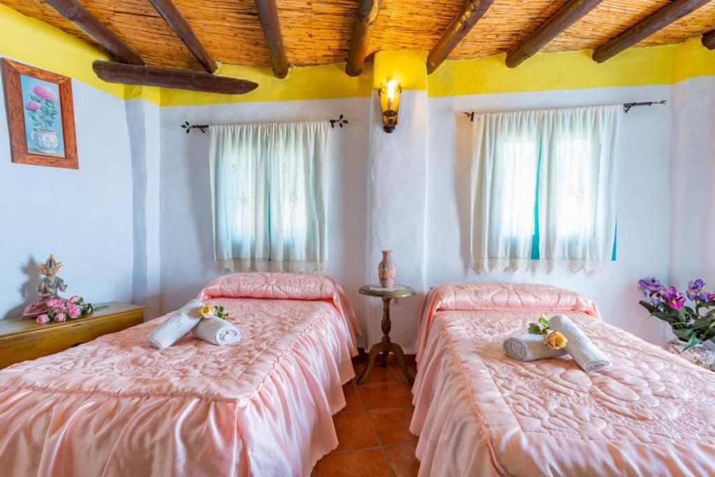 Casa Rosa, Con Encanto Y Piscina Climatizada Frigiliana Bagian luar foto